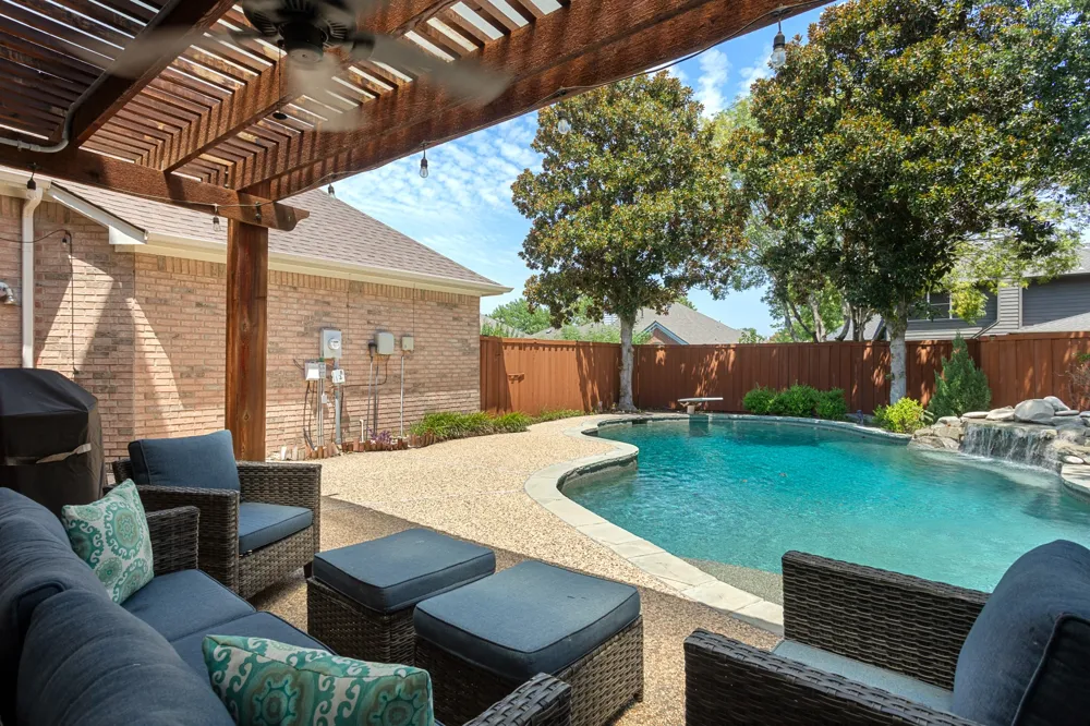 8900 High Meadows Drive Plano, TX 75025