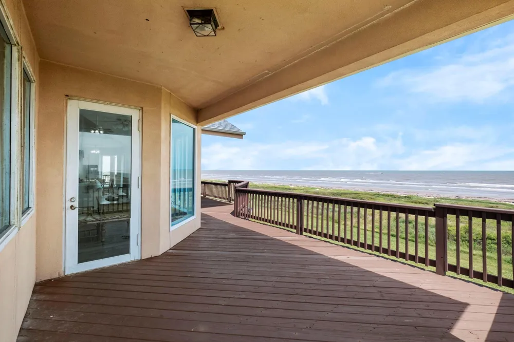 878 County Road 230 Sargent, TX 77414