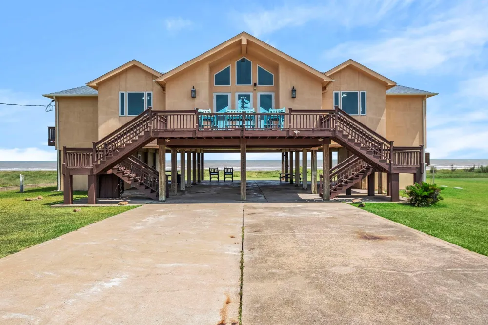 878 County Road 230 Sargent, TX 77414