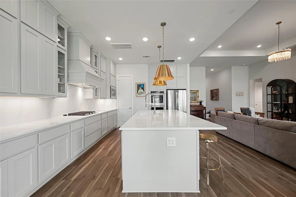 622 Platinum Stone Lane Pinehurst, TX 77362