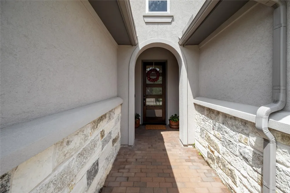 622 Platinum Stone Lane Pinehurst, TX 77362