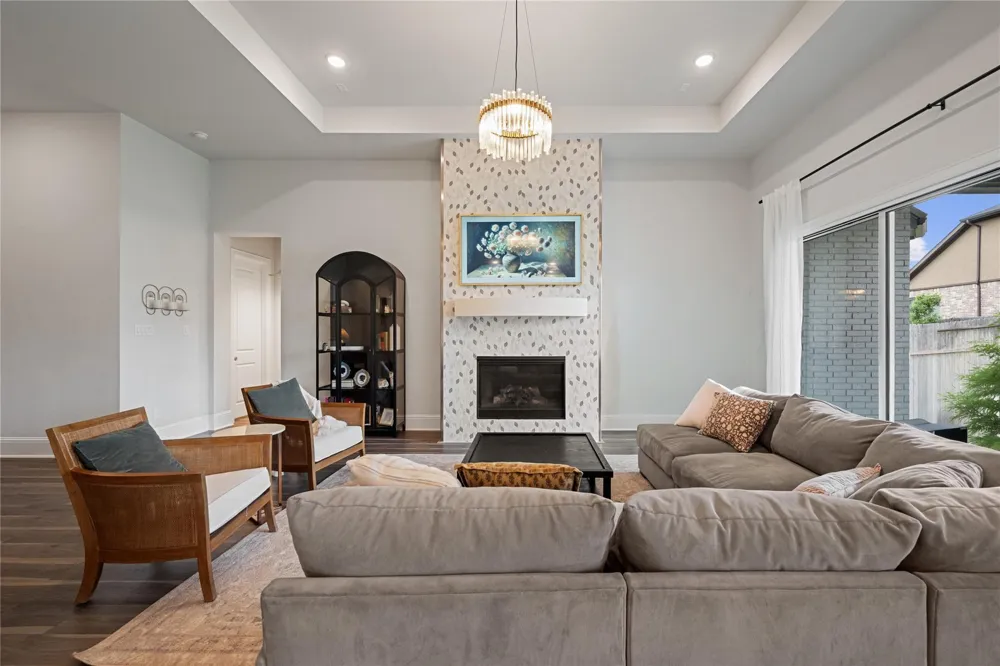 622 Platinum Stone Lane Pinehurst, TX 77362
