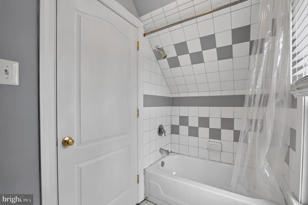 740 MORGAN AVENUE Palmyra, NJ 08065