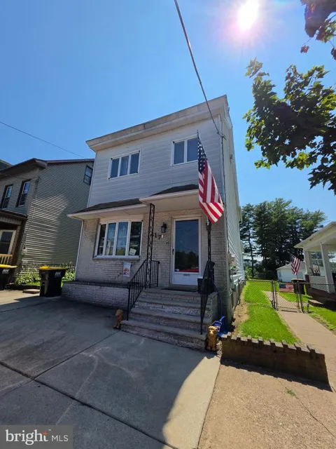 417 MCKNIGHT STREET