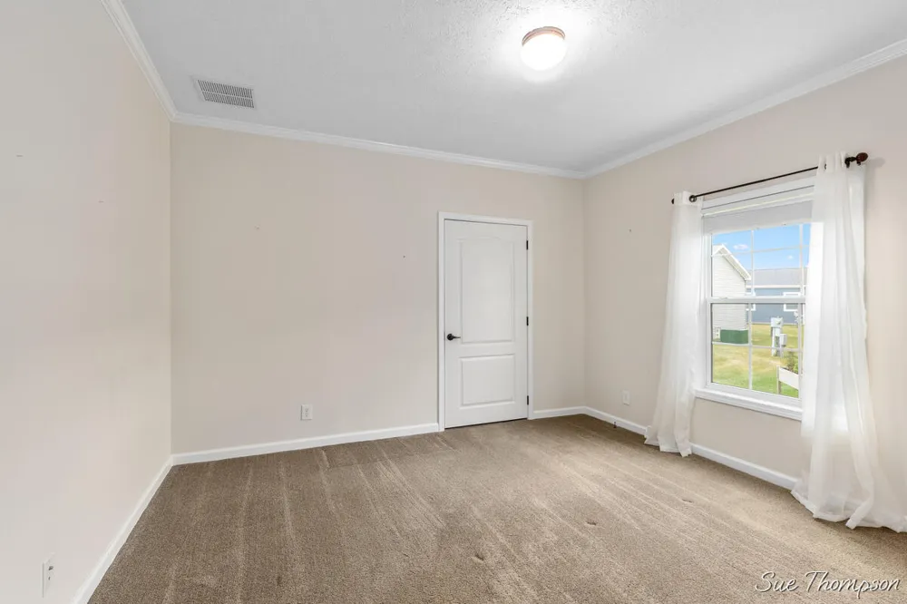 5728 Kingsley Drive Rockford, MI 49341