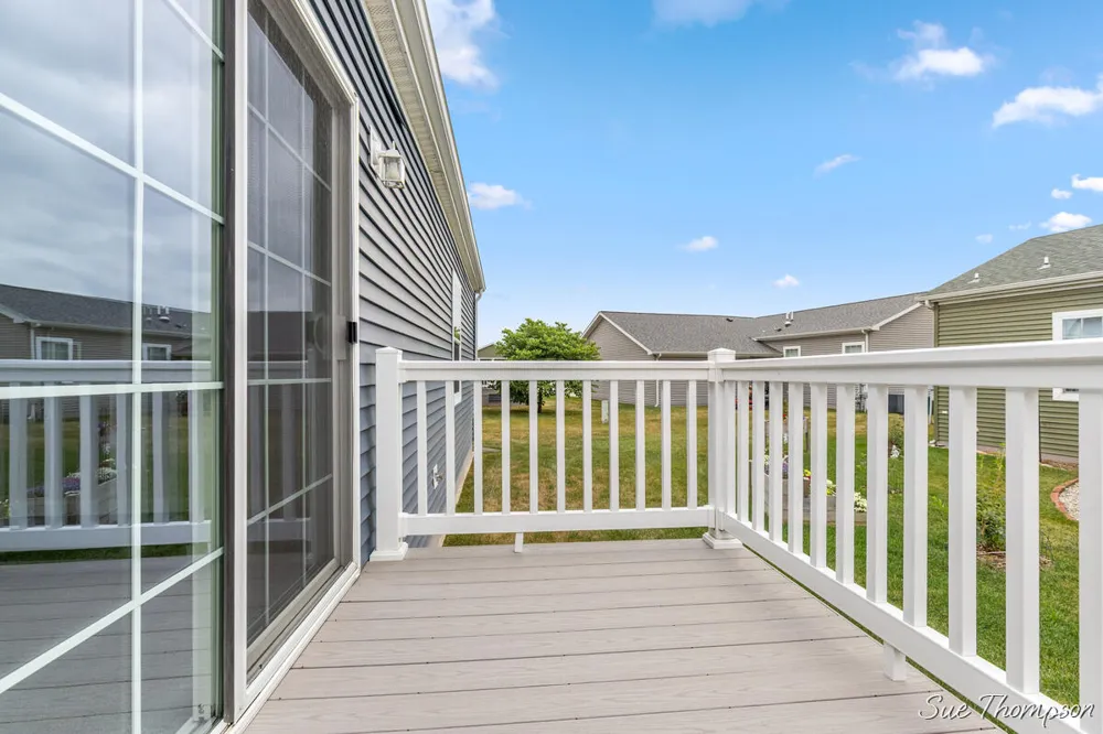 5728 Kingsley Drive Rockford, MI 49341