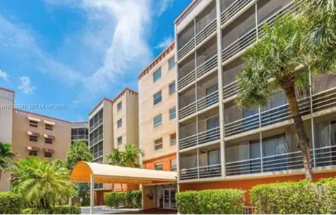 2821 Miami Beach Blvd #5-T