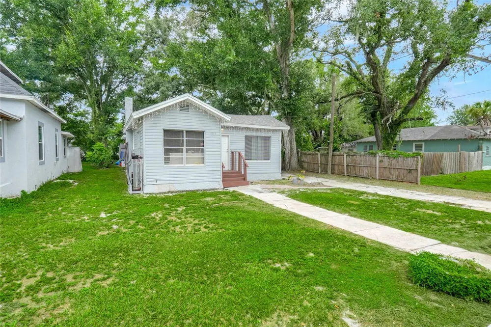 1313 4TH STREET NE Winter Haven, FL 33881