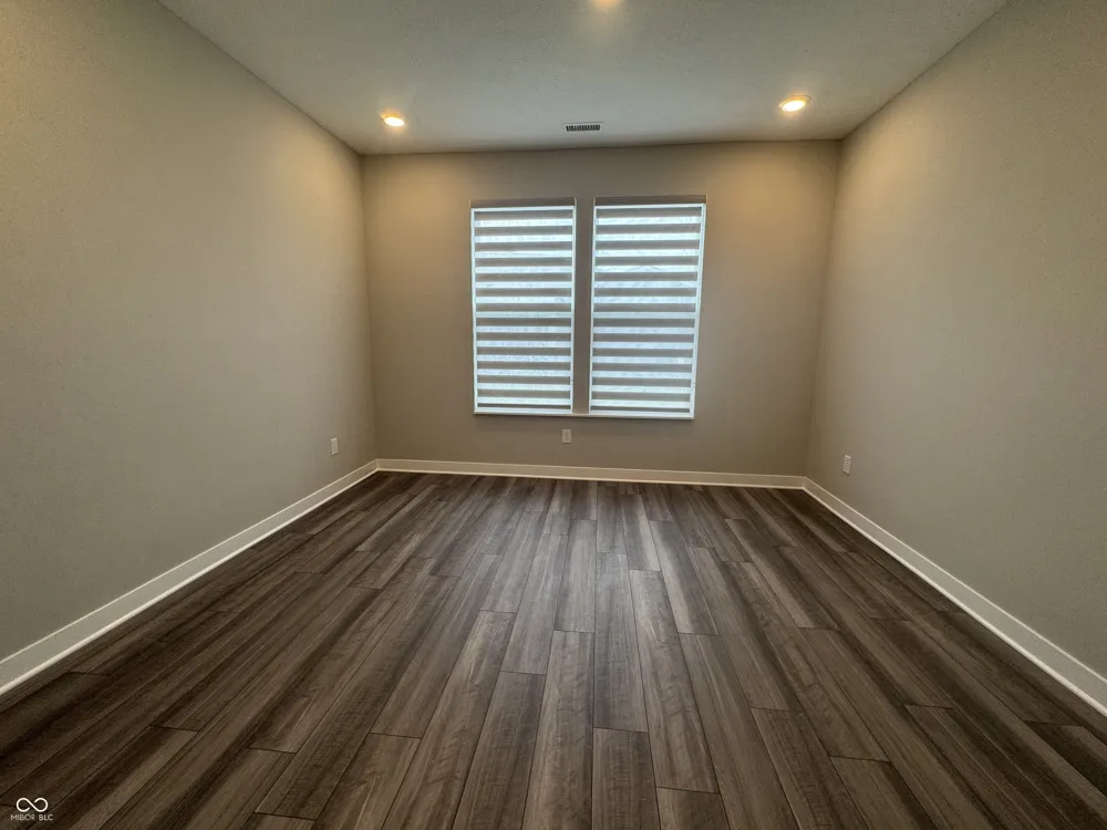 9680 Holborn Avenue McCordsville, IN 46055