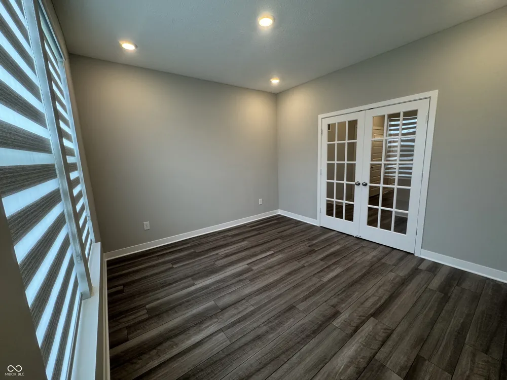 9680 Holborn Avenue McCordsville, IN 46055