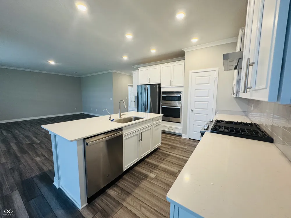 9680 Holborn Avenue McCordsville, IN 46055