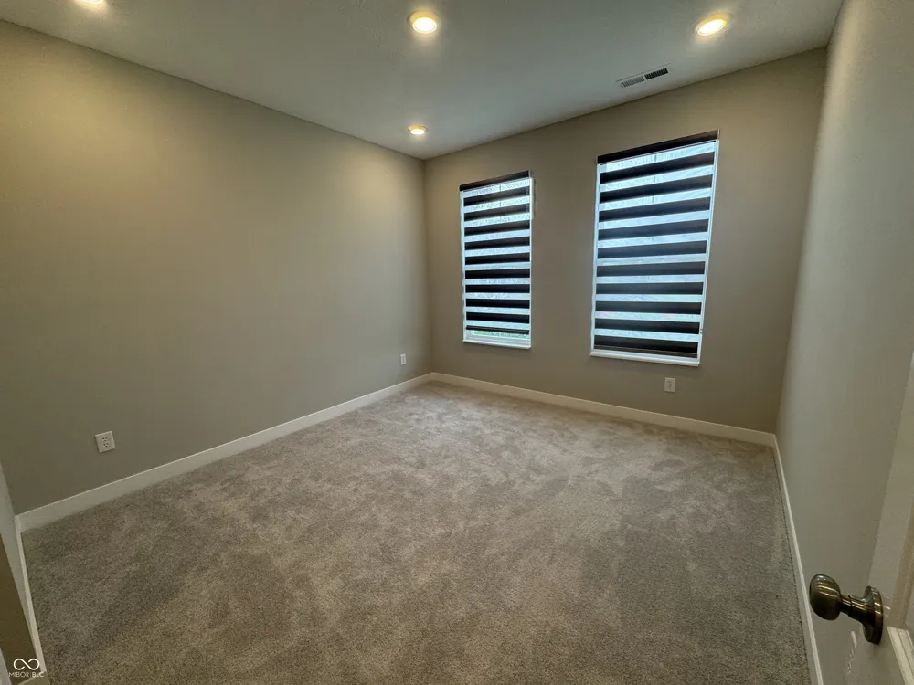 9680 Holborn Avenue McCordsville, IN 46055