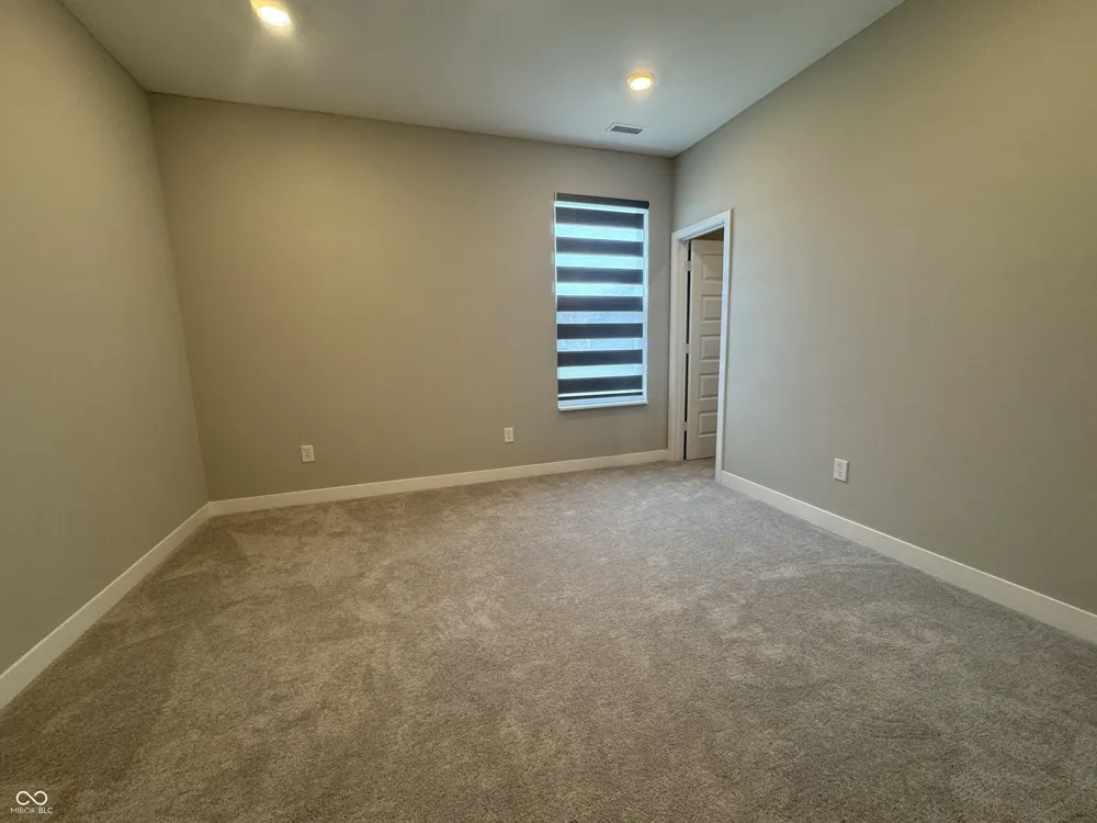 9680 Holborn Avenue McCordsville, IN 46055