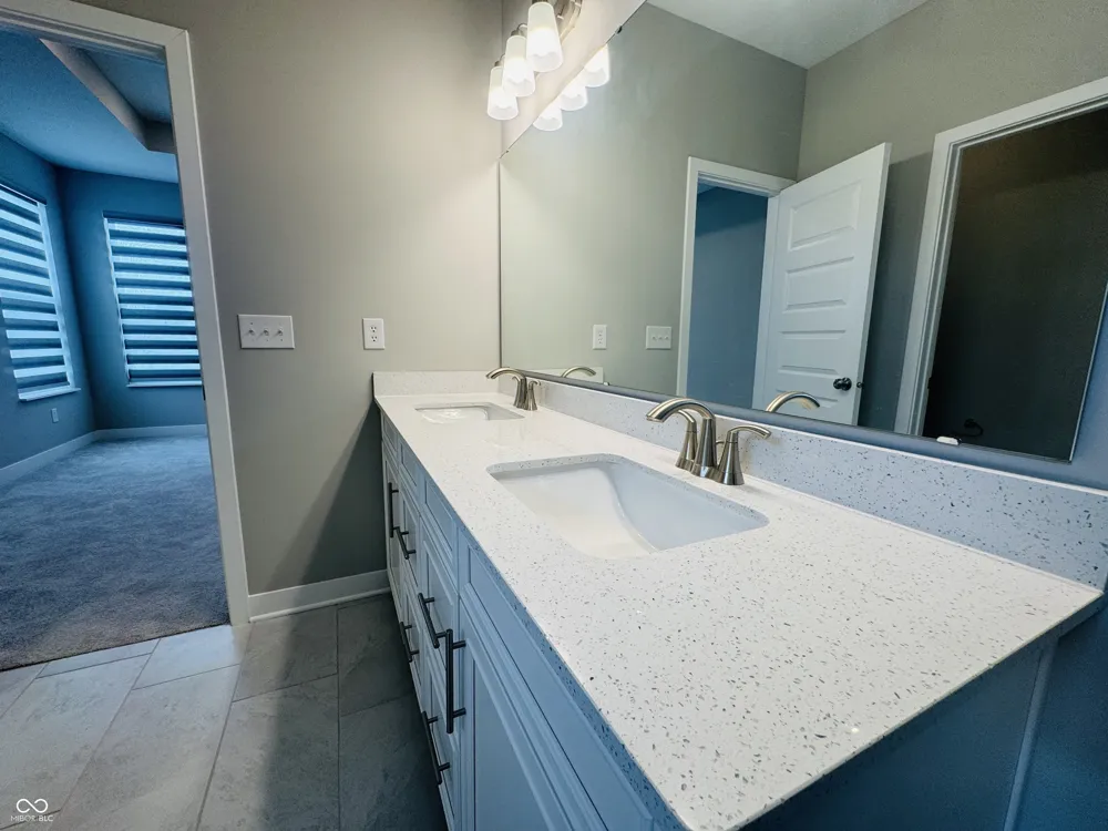 9680 Holborn Avenue McCordsville, IN 46055