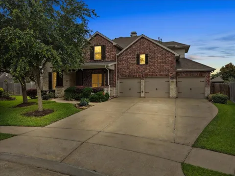 904 Cozy Hollow Court