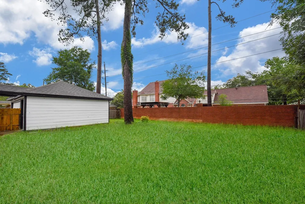 15814 Winding Moss Drive Houston, TX 77068