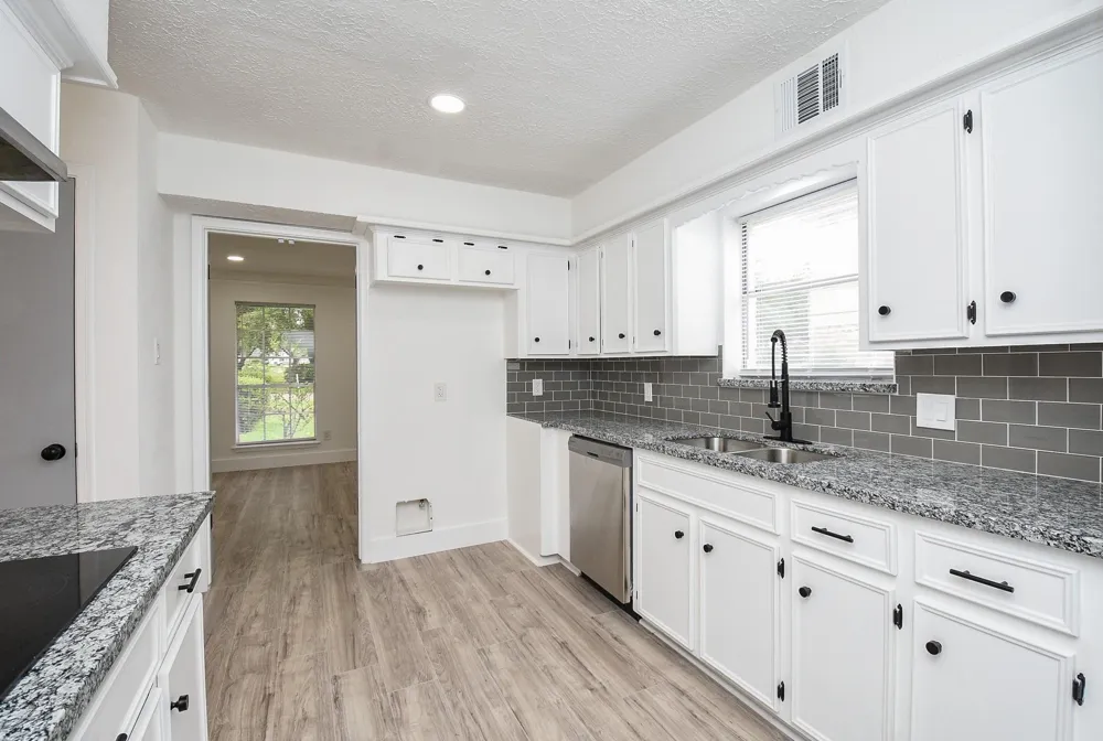 15814 Winding Moss Drive Houston, TX 77068