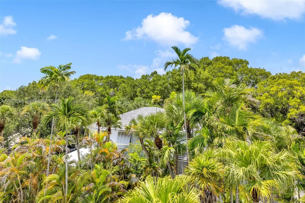 1150 Madruga Ave #A304 Coral Gables, FL 33146