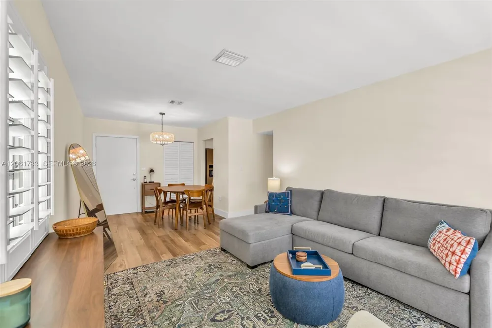 1150 Madruga Ave #A304 Coral Gables, FL 33146