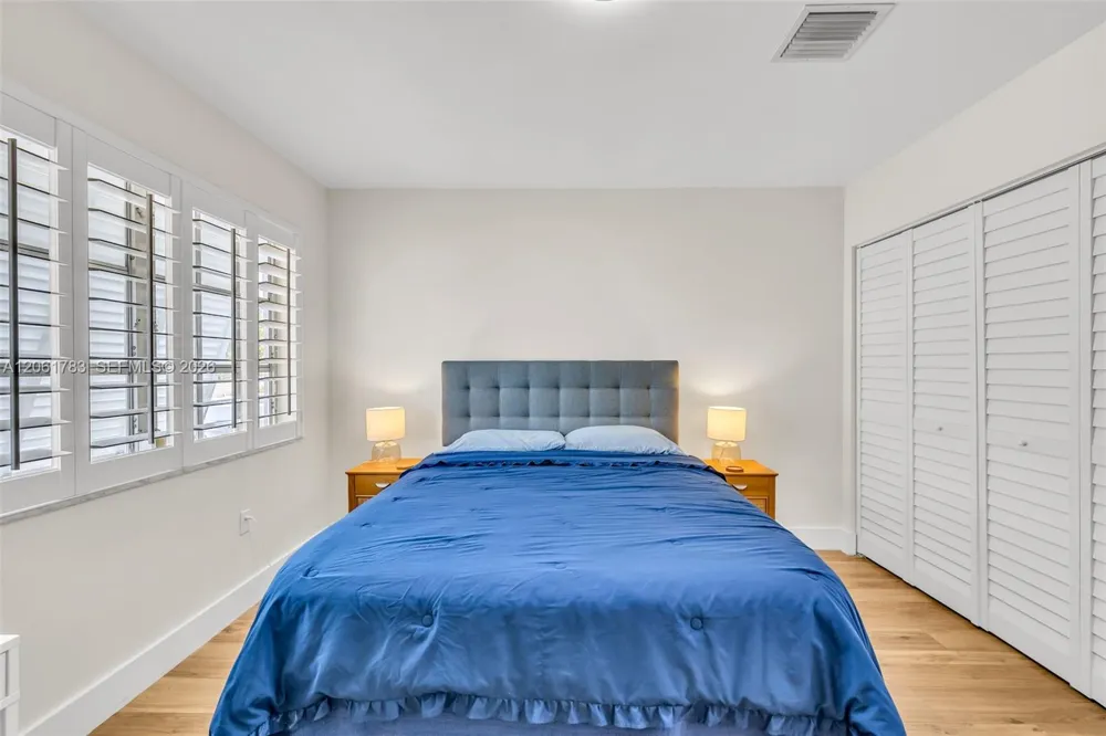1150 Madruga Ave #A304 Coral Gables, FL 33146