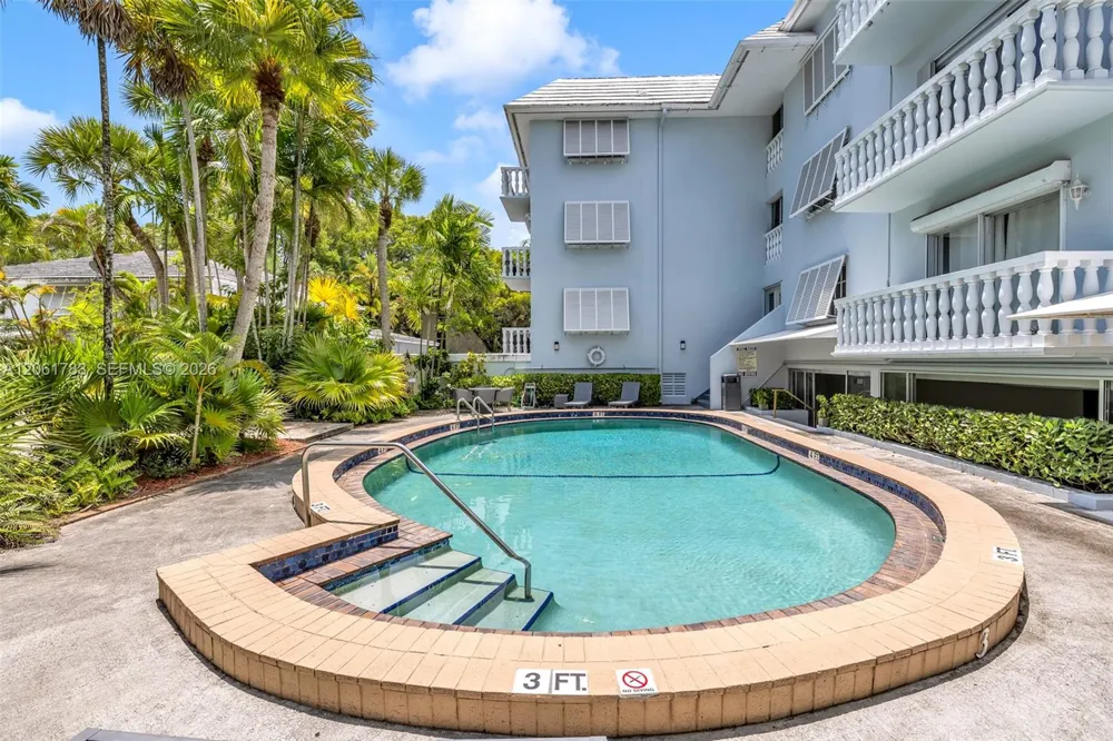 1150 Madruga Ave #A304 Coral Gables, FL 33146