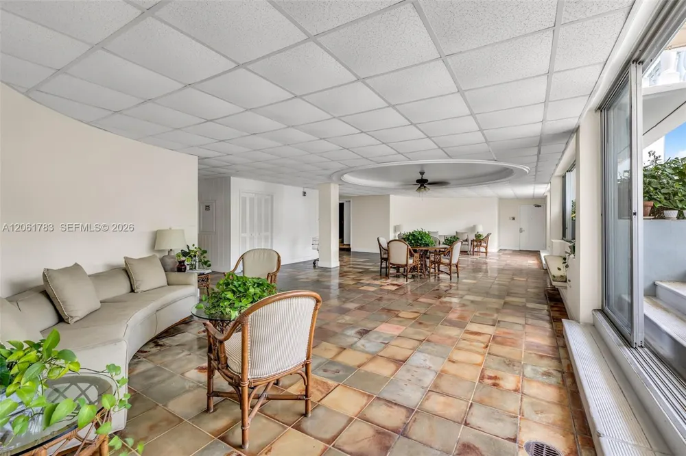 1150 Madruga Ave #A304 Coral Gables, FL 33146