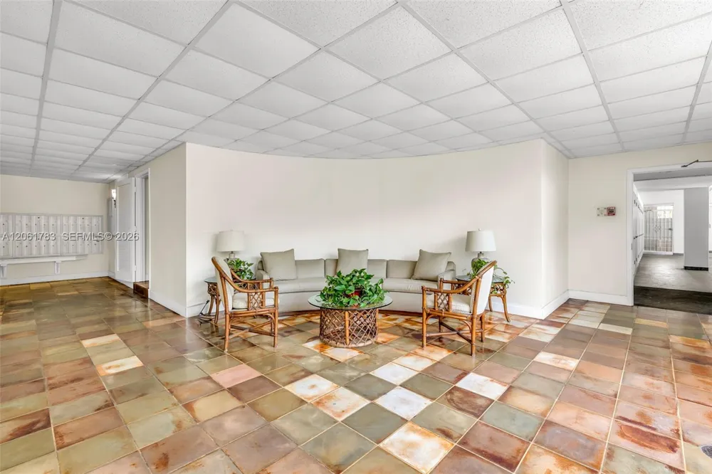 1150 Madruga Ave #A304 Coral Gables, FL 33146