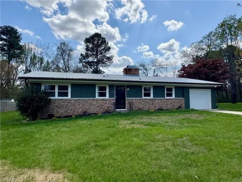 118 Lakeview Circle