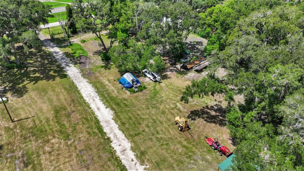 9922 ROCKHILL ROAD Thonotosassa, FL 33592