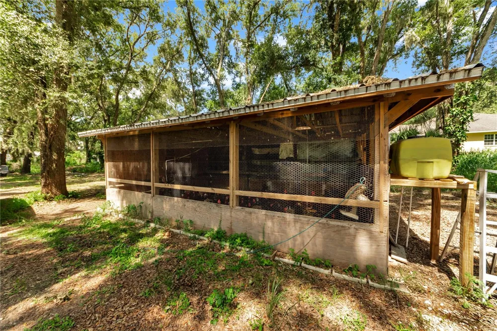 9922 ROCKHILL ROAD Thonotosassa, FL 33592