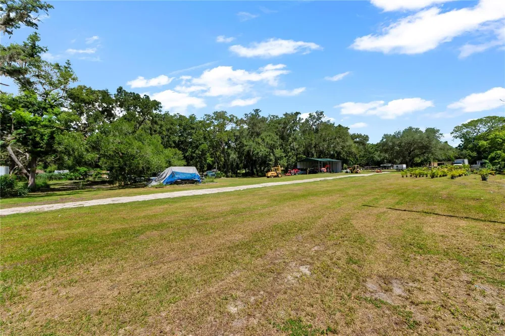 9922 ROCKHILL ROAD Thonotosassa, FL 33592