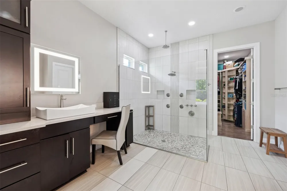 13137 LOWER HARDEN AVENUE Orlando, FL 32827