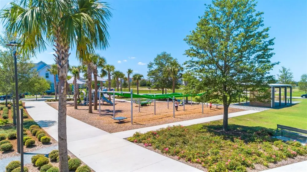 13137 LOWER HARDEN AVENUE Orlando, FL 32827