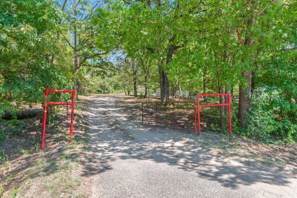 16973 FM 773 Ben Wheeler, TX 75754