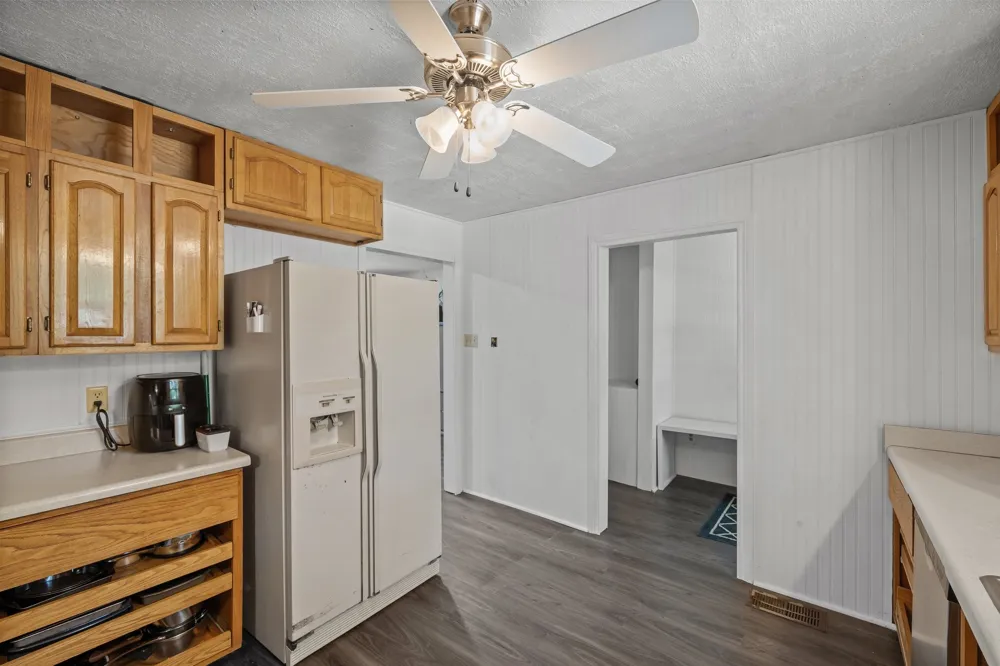 16973 FM 773 Ben Wheeler, TX 75754