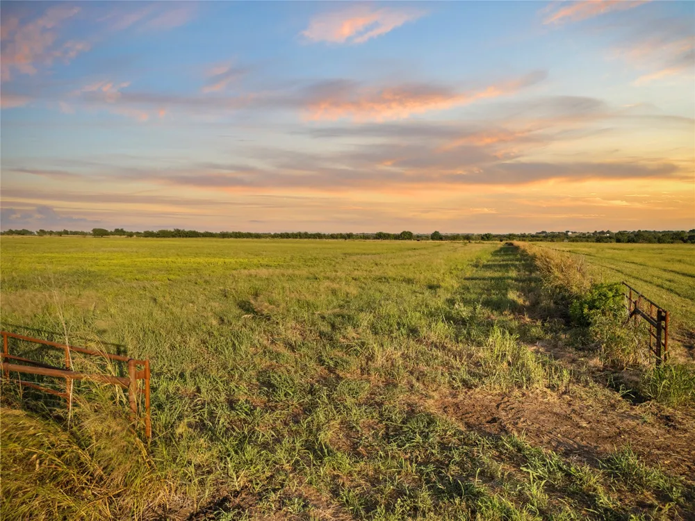 1549 FM 219 Clifton, TX 76634