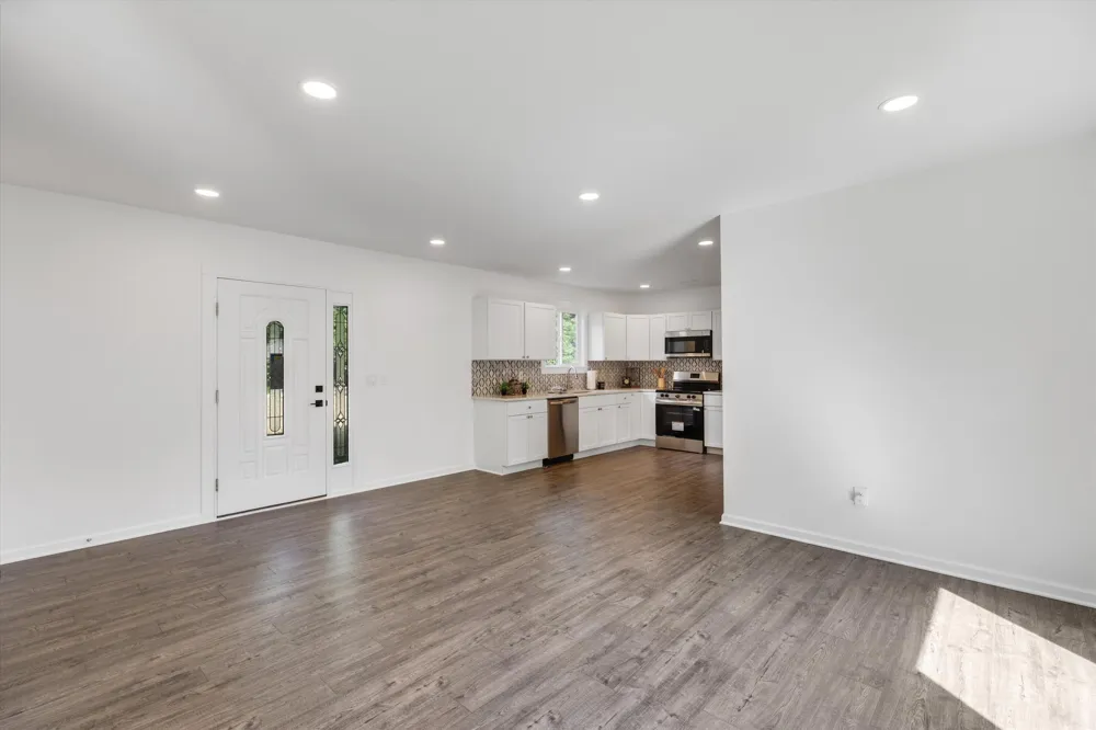 9755 Portage Trail White Lake, MI 48386