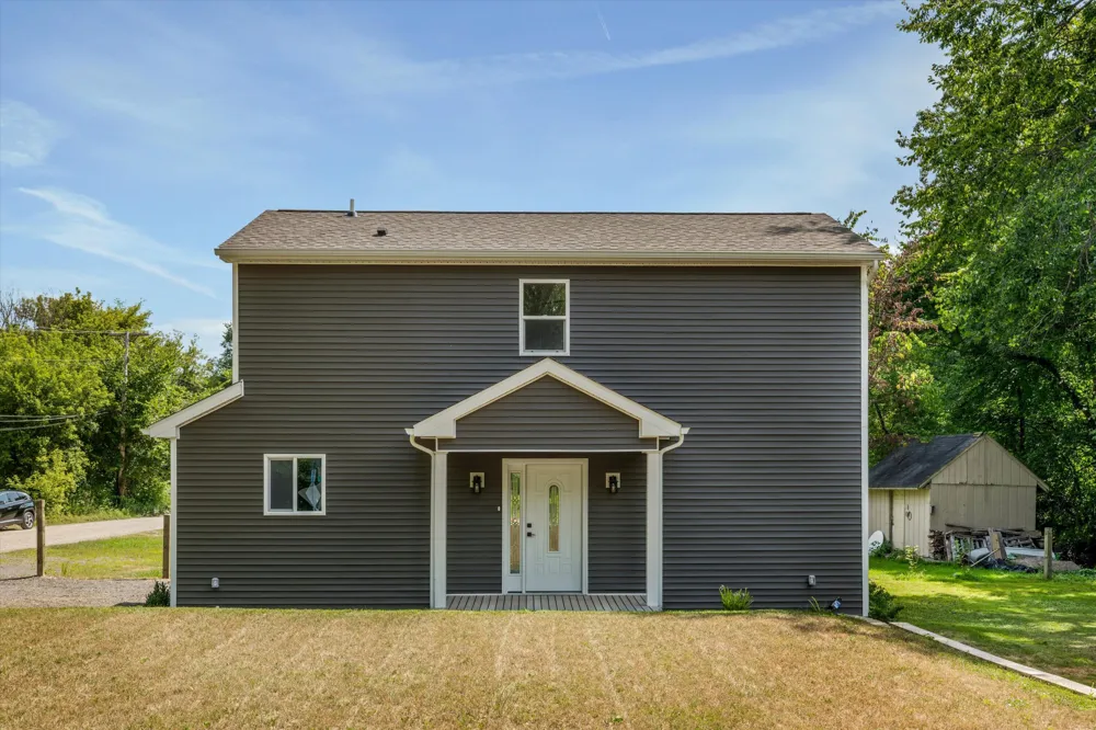 9755 Portage Trail White Lake, MI 48386