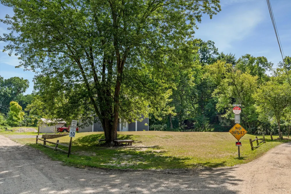 9755 Portage Trail White Lake, MI 48386