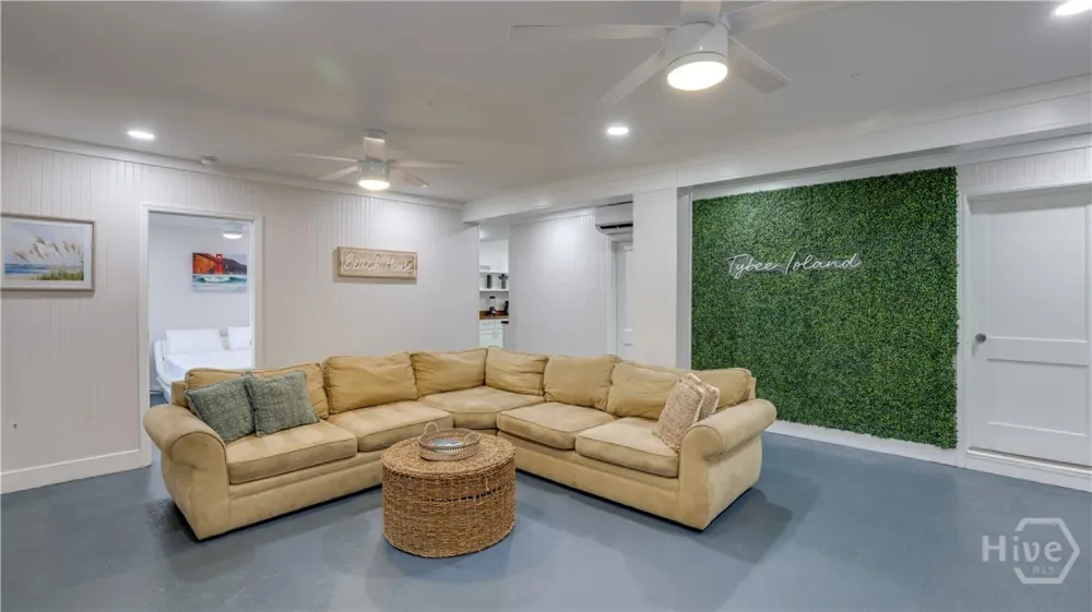 104 18th Street Tybee Island, GA 31328