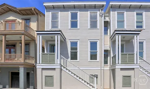 302 Lorch Street #204