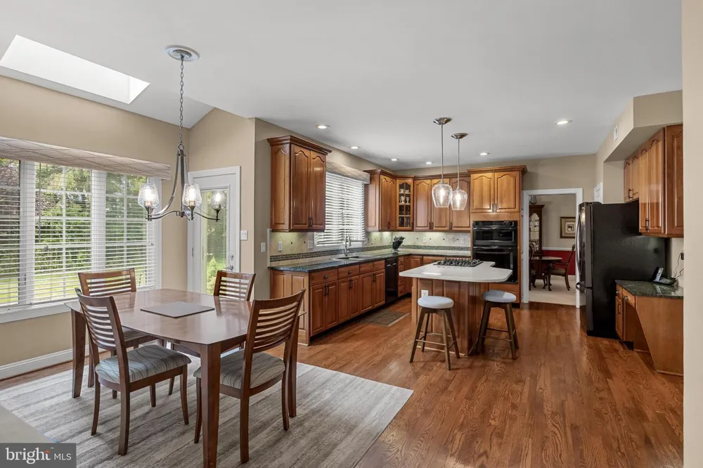 144 COUNTRY CLUB DRIVE Moorestown, NJ 08057