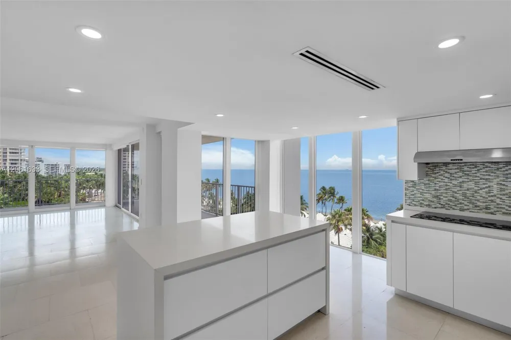 881 Ocean Dr #7H Key Biscayne, FL 33149
