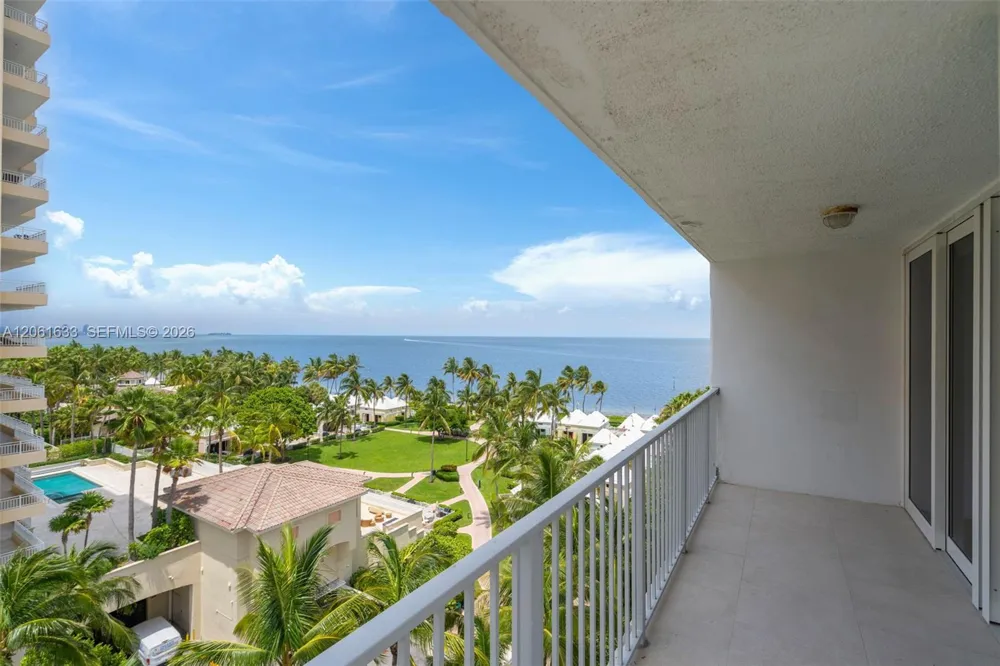 881 Ocean Dr #7H Key Biscayne, FL 33149
