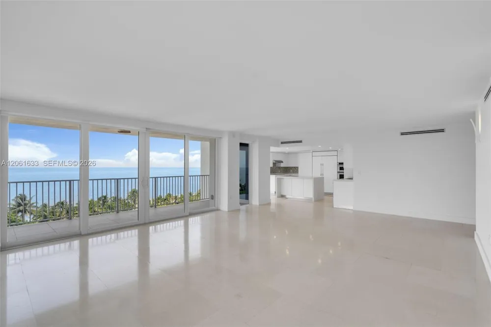 881 Ocean Dr #7H Key Biscayne, FL 33149