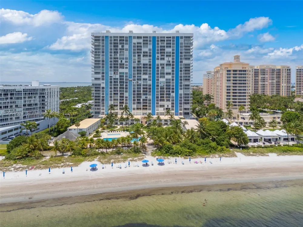 881 Ocean Dr #7H Key Biscayne, FL 33149