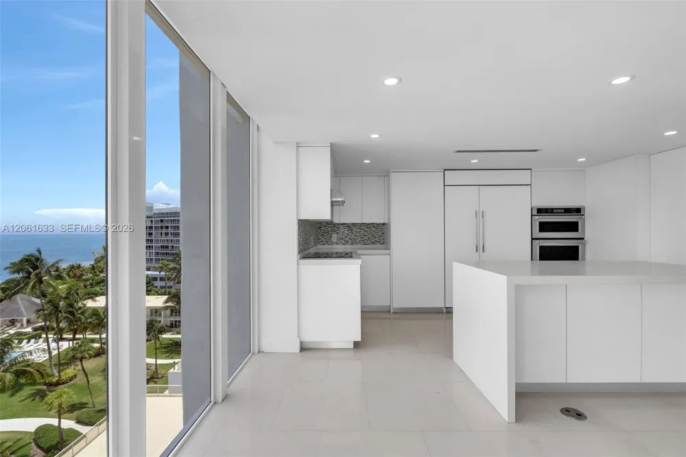 881 Ocean Dr #7H Key Biscayne, FL 33149