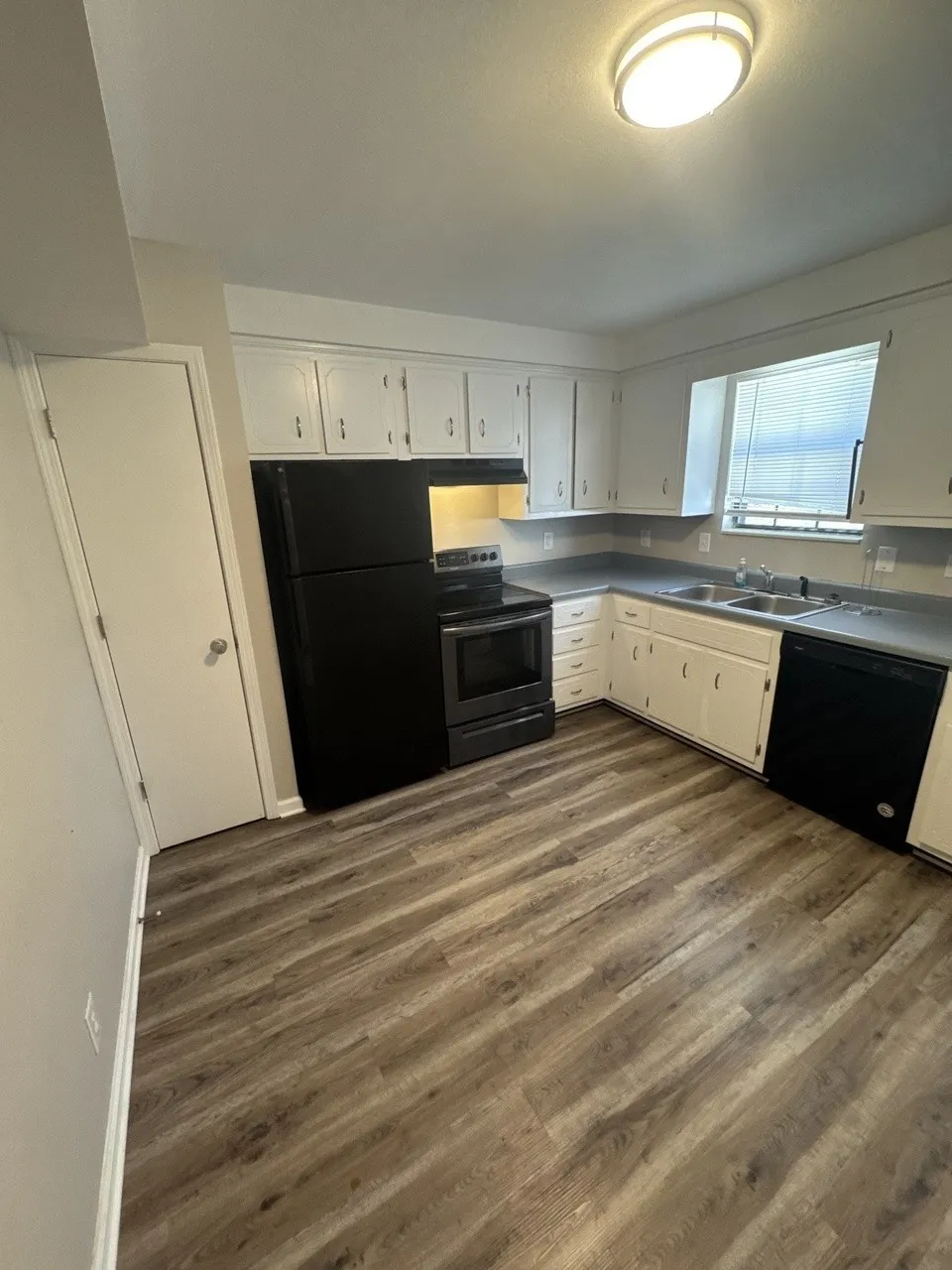 365 Peabody Dr #3 Clarksville, TN 37042