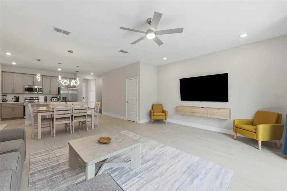 1216 ROYAL VIEW TERRACE Kissimmee, FL 34747