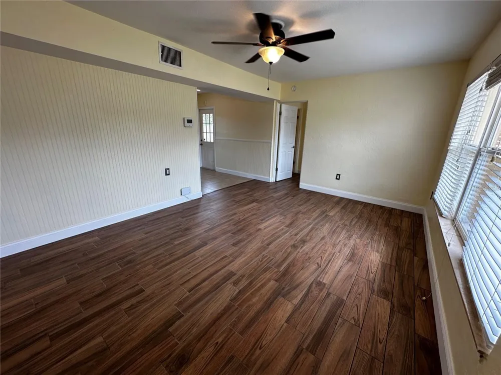 8933 NARCISSUS AVENUE Seminole, FL 33777